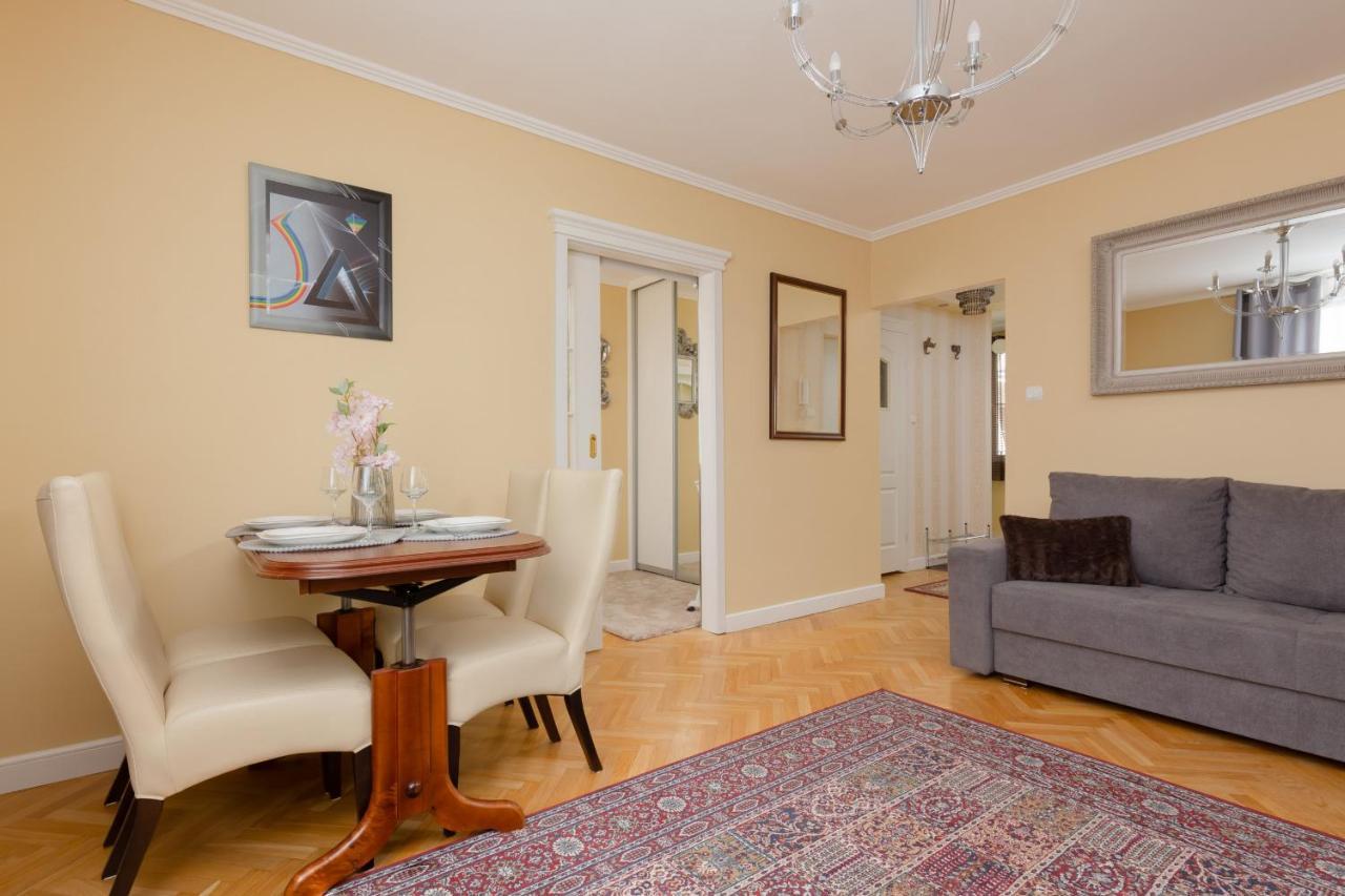 Miodowa Apartment Krasiński Garden Warsaw by Renters Zewnętrze zdjęcie