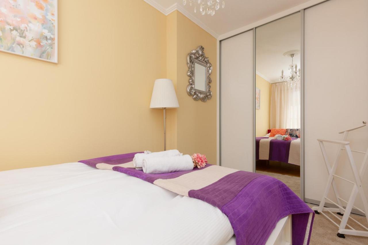 Miodowa Apartment Krasiński Garden Warsaw by Renters Zewnętrze zdjęcie